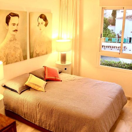 Inspiring Apartment In Carihuela Beach Torremolinos Buitenkant foto